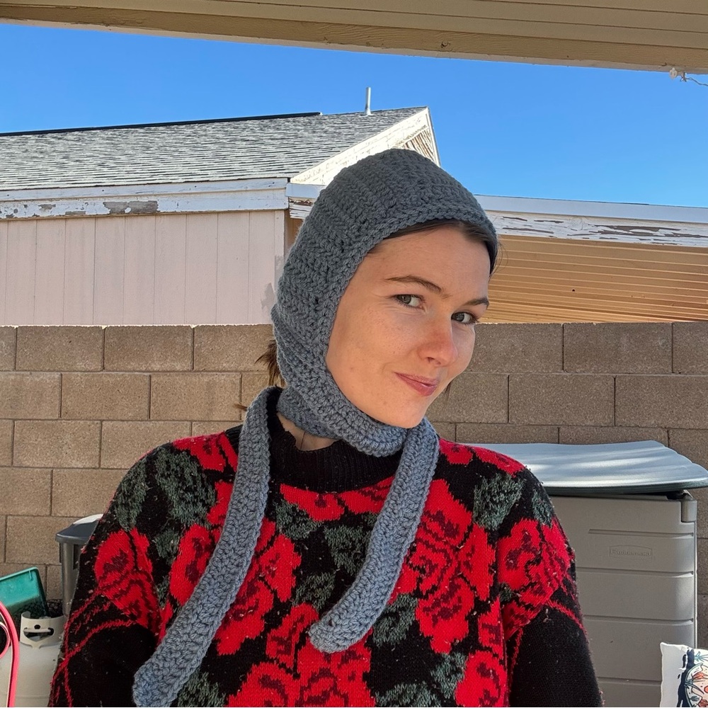 Blue crochet Bonnet - Picture 6 of 16